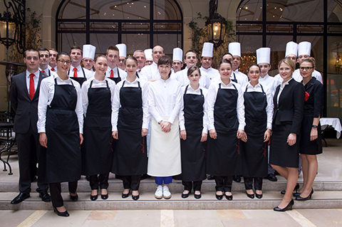 [2015 - 2016] 期間限定メニュー提供 Limited-Time Menu Development – Chef Producer Hôtel Plaza Athénée